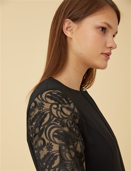 Embroidered Sleeve Overcoat Black B9 15060