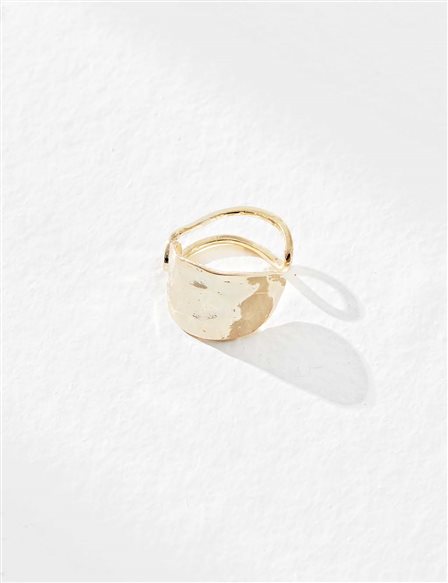 Wide Trend Ring Gold Color