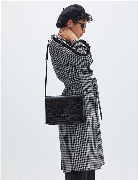 Croco Patterned Rectangle Shoulder Bag Black