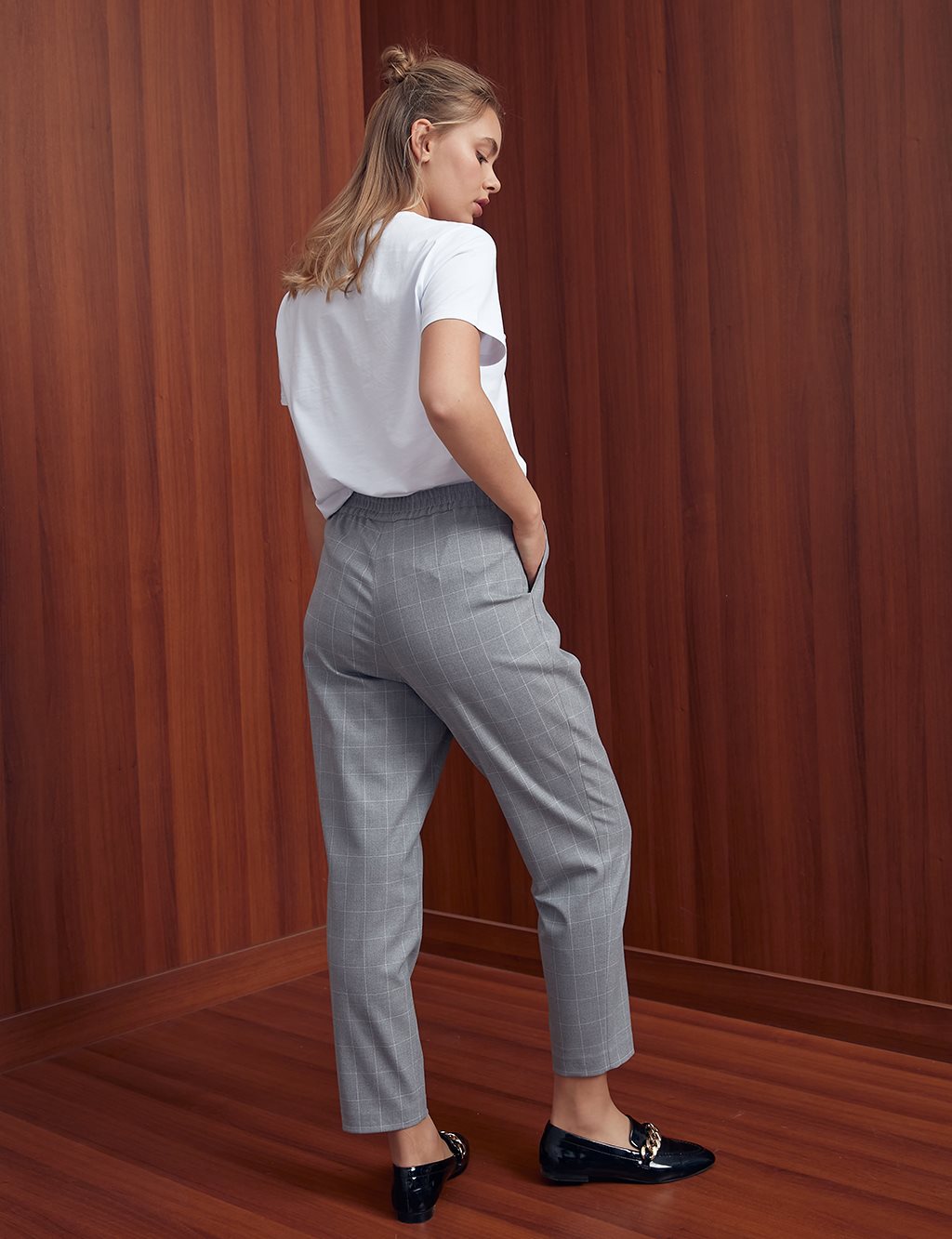 Casual Fit Checkered Pants B21 19027 Grey
