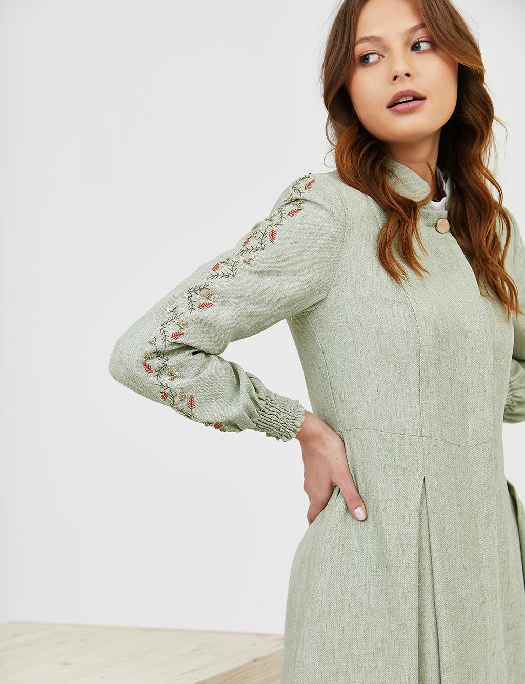 Embroidered Long Topcoat B21 15007 Water Green