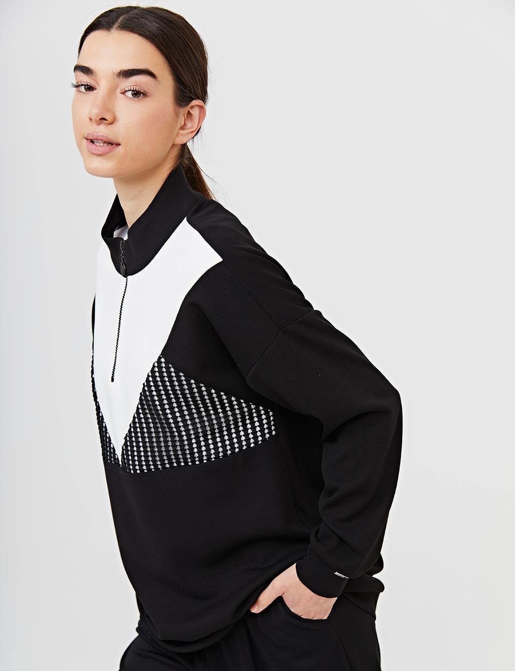 KYR Half Zipper Contrast Sweatshirt B21 70010 Black