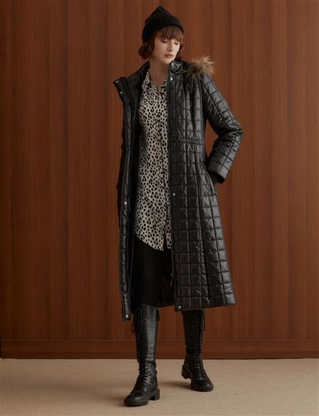 Square Slice Quilted Inflatable Coat Black
