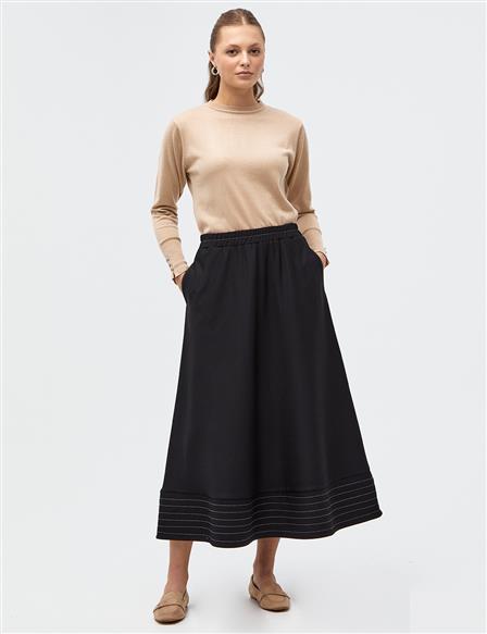 Punto Stitched Bell Skirt Black