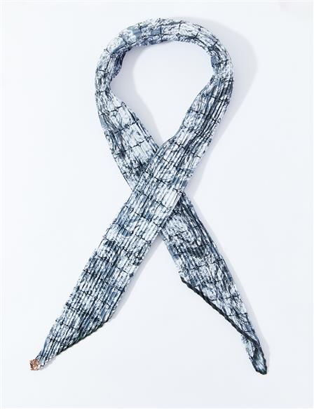 Abstract Monogram Patterned Pleated Scarf Grey