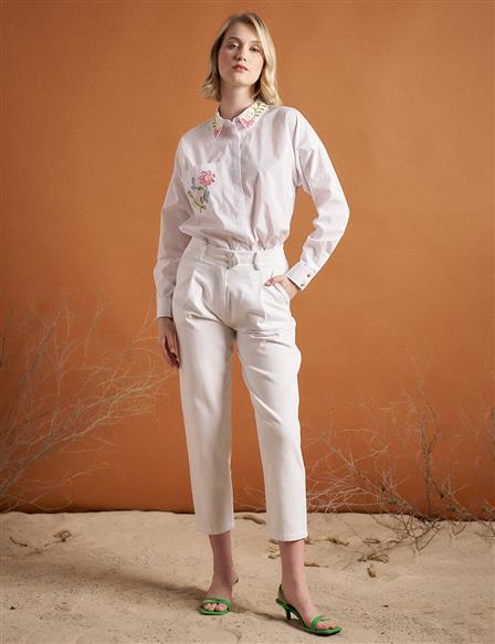 Pleated High-Waisted Denim Pants in Optical White