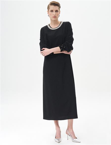 Pearl Embroidered Zero Collar Dress Black