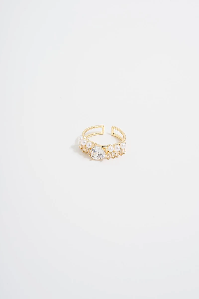 Row Stone Arrangement Ring Gold