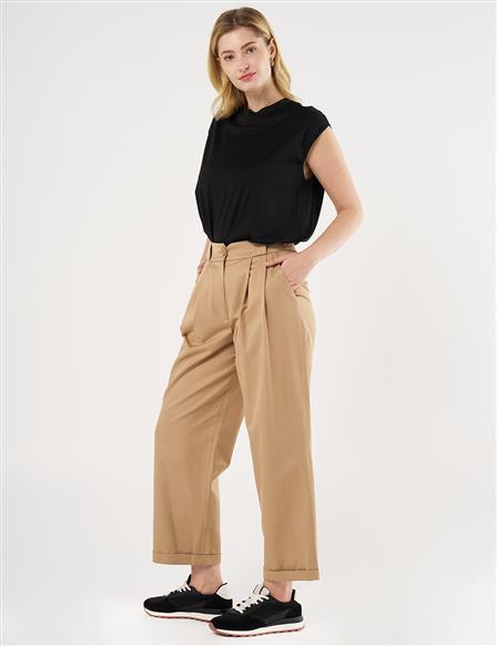 Pleated Cuffed Pants in Beige