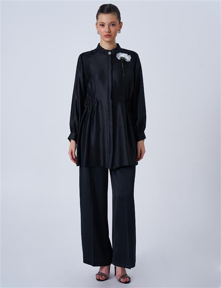 Broş Detaylı Saten Tunik Siyah
