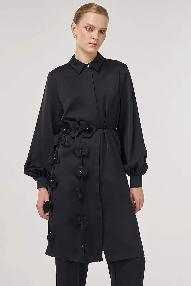 Floral-Embellished Elegant Tunic Black