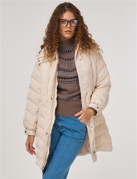 Zigzag Kapitoneli Kısa Mont Krem 