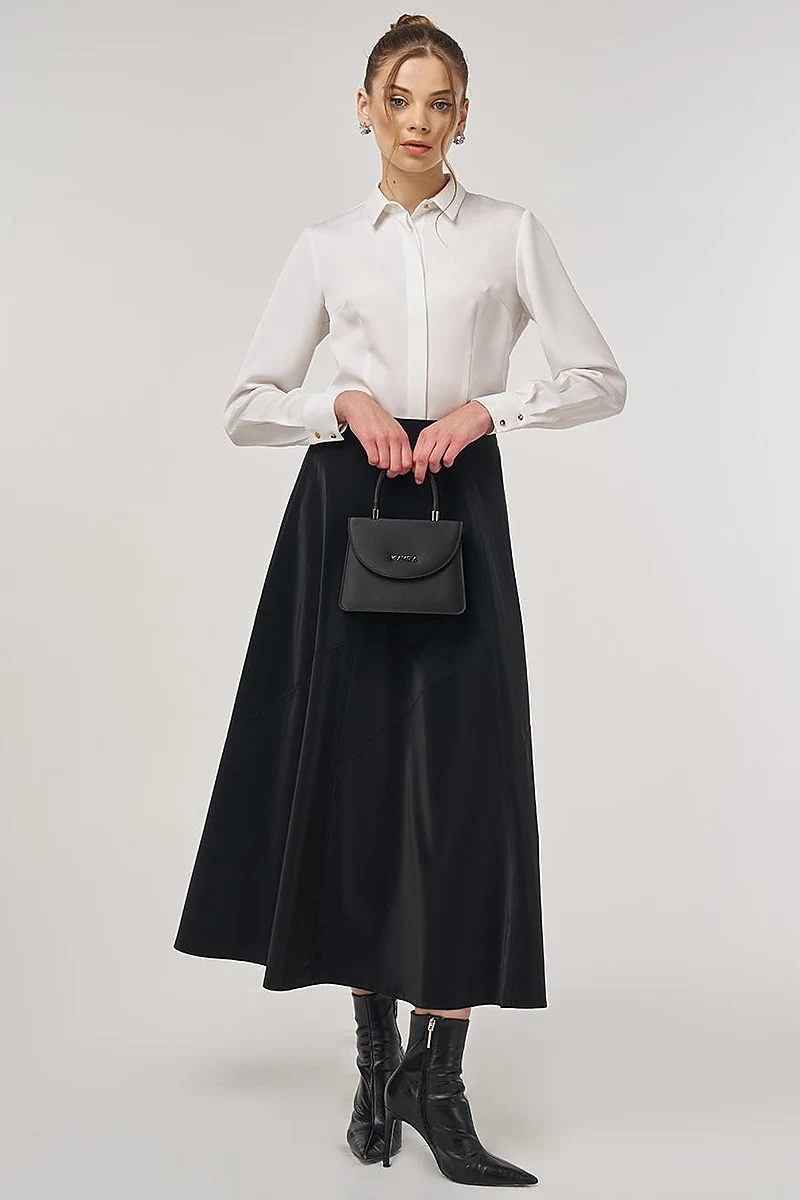 Panel-Seamed Flared Skirt Black