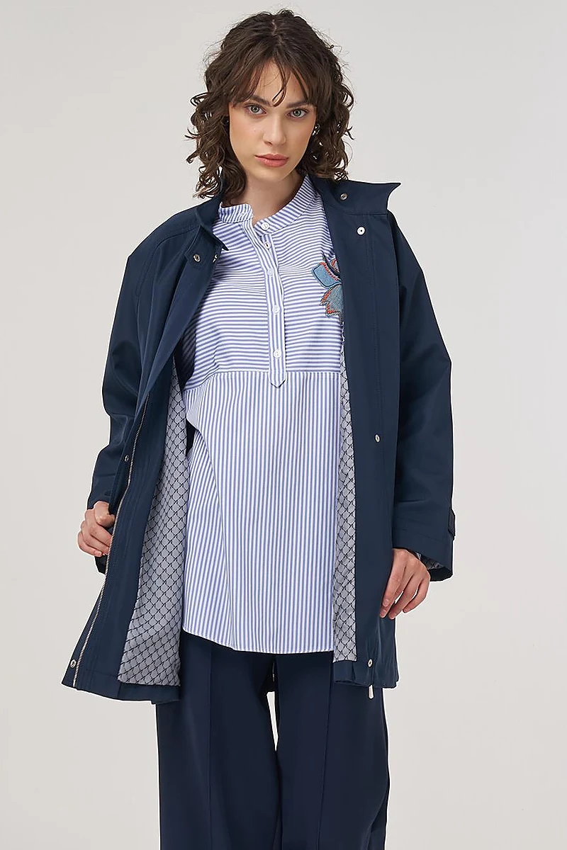 Short High-Neck Trench Coat in Dark Navy
