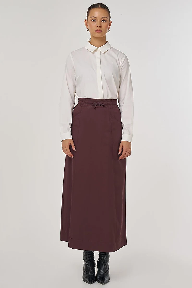Pocket-Detail Relaxed-Fit Skirt – Dark Burgundy 