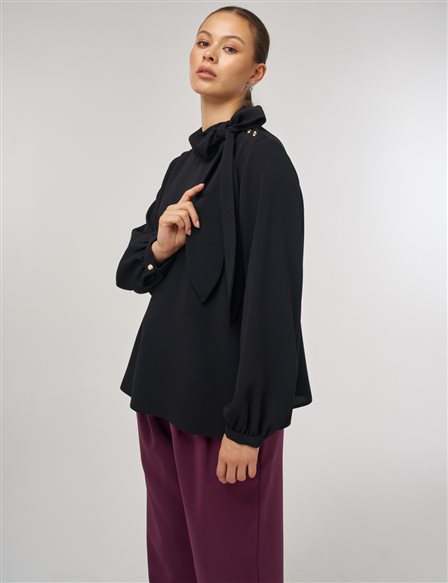 Neckline Detail Blouse Black 