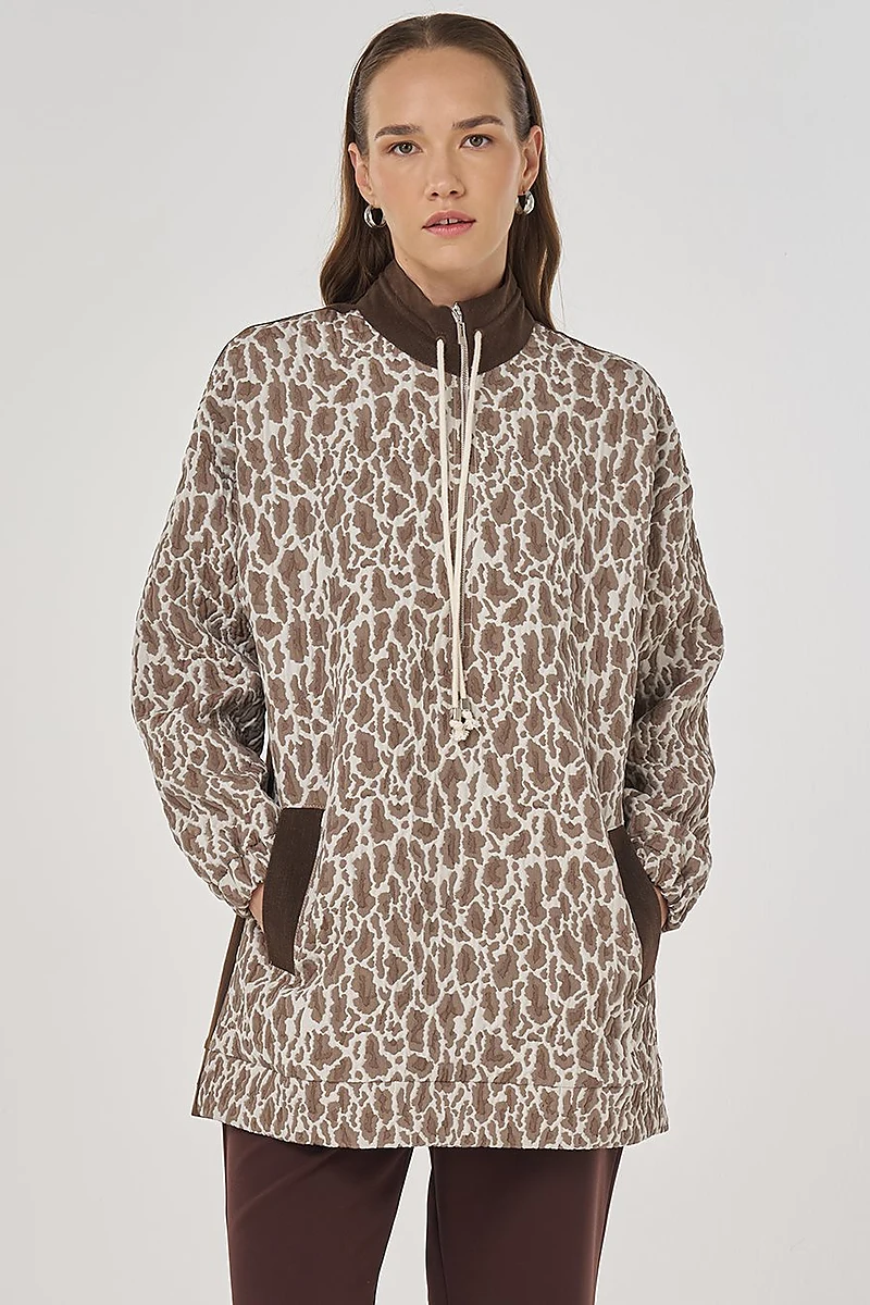 Dik Yaka Jakarlı Sweatshirt Vizon