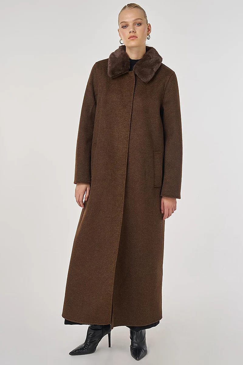 Wool Coat with Fur Collar in Dark Brown