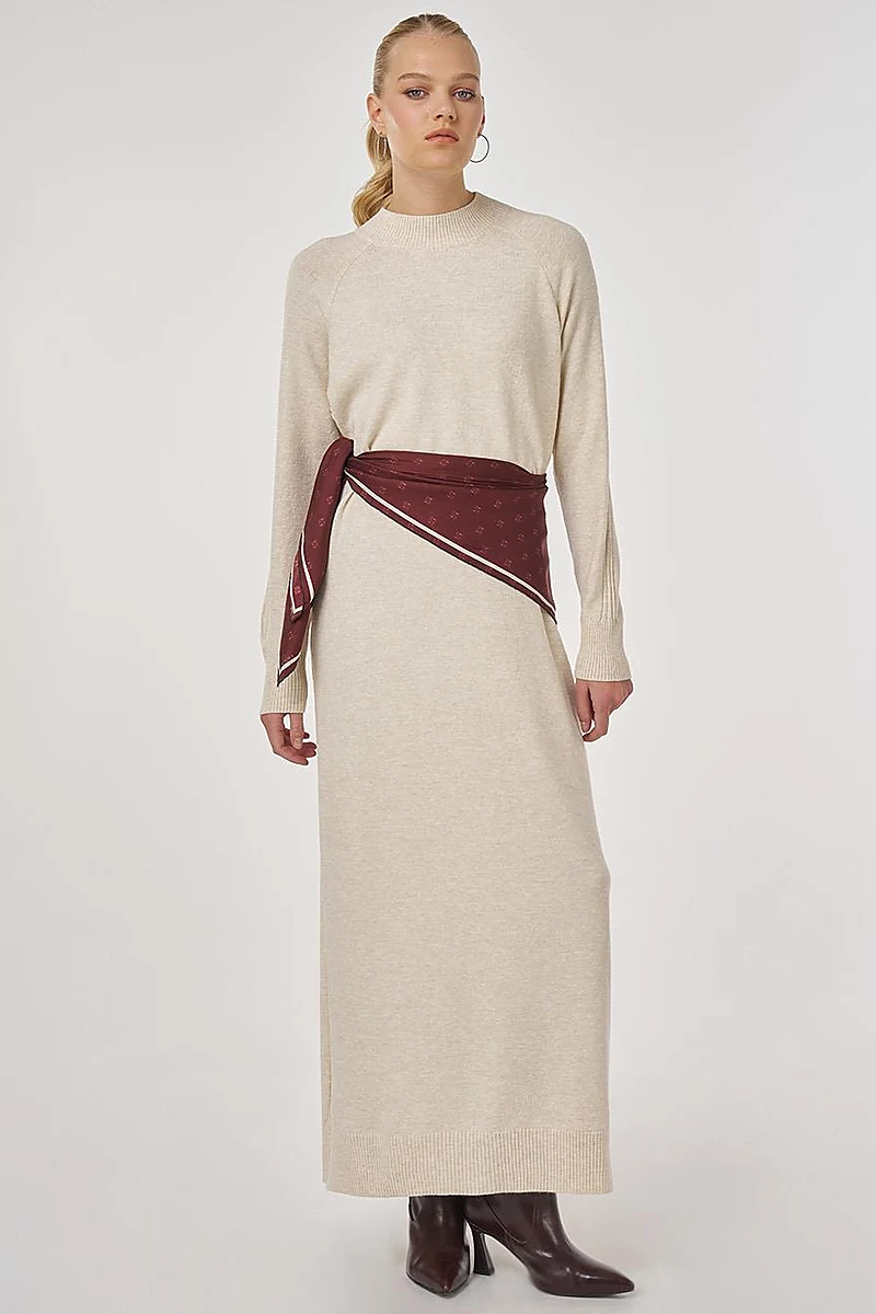 Raglan Sleeve Knit Dress in Cream
