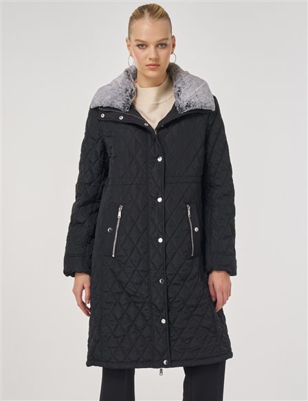 Fur Detailed Anorak Coat in Black