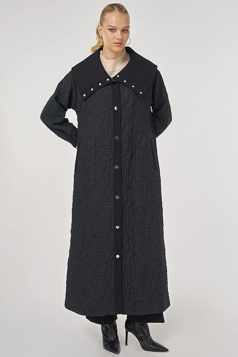 Quilted Pattern Wide Collar Throw-On Coat –Black