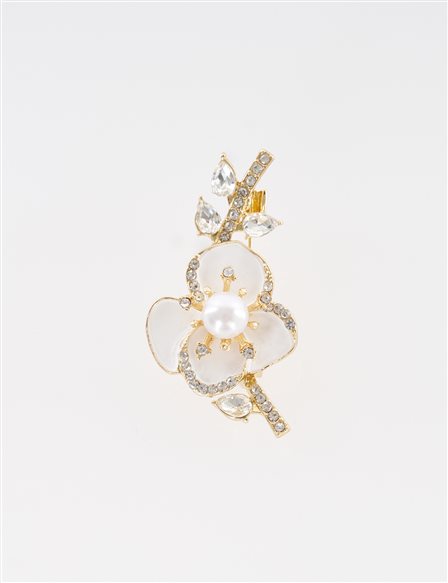 Pearl and Flower Figurine Brooch Gold