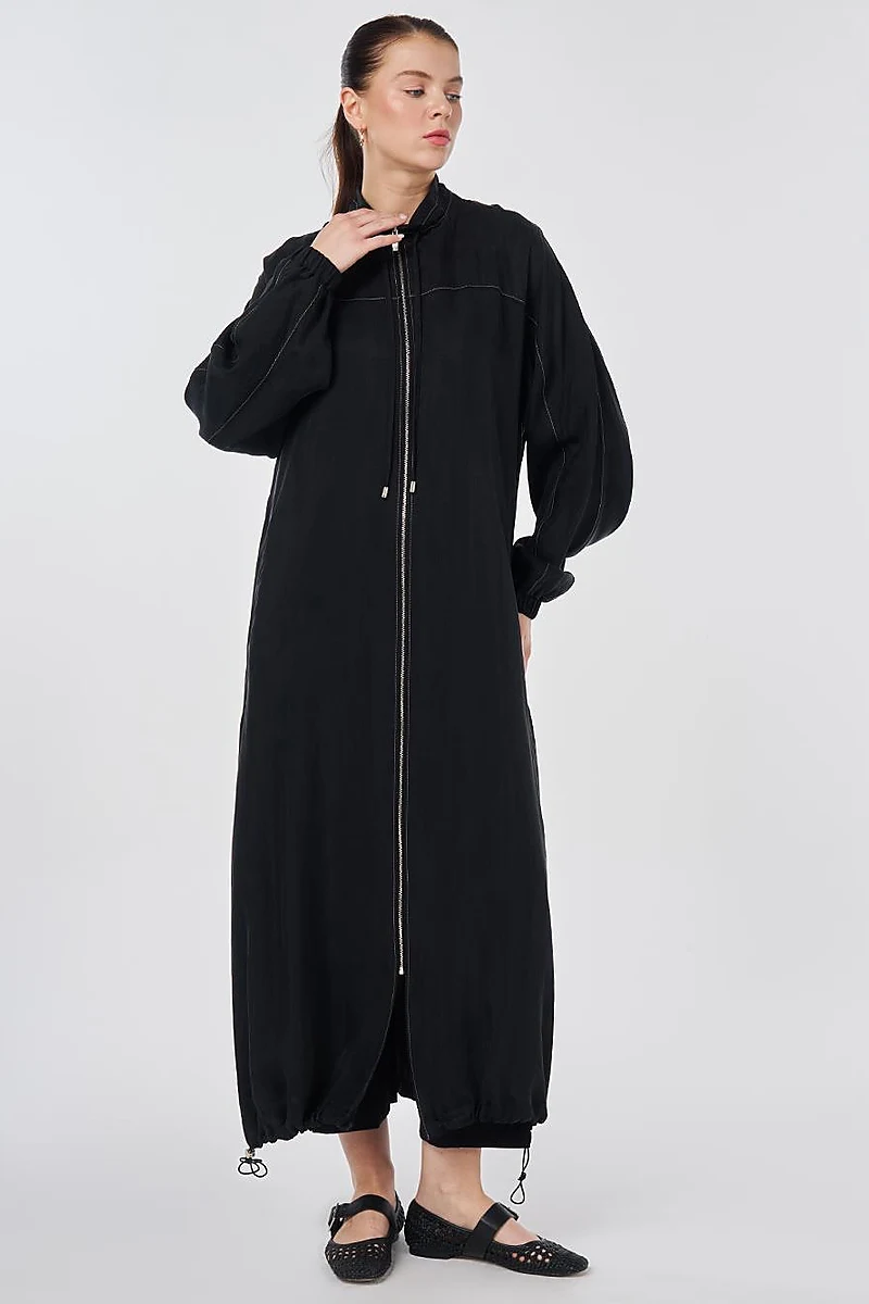 100% Lyocell High Collar Throw-On Black
