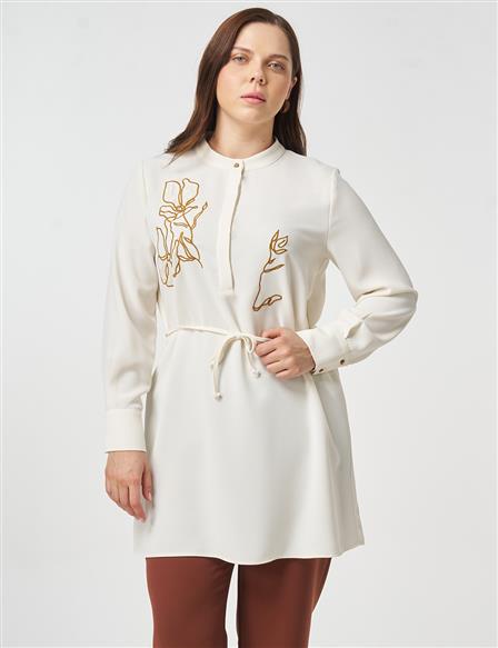 Nakış İşlemeli Hakim Yaka Krep Tunik Ekru