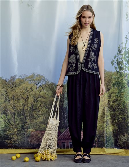 Pleated High-Waisted Shalwar Black