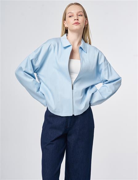 Zip-Closure Non-Denim Cropped Jacket in Blue