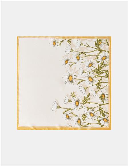 Ecru Daisy Pattern Scarf