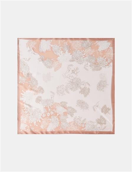 Powder Chrysanthemum Motif Scarf