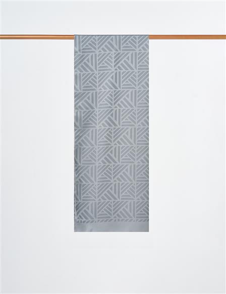 Labyrinth Pattern Shawl Gray