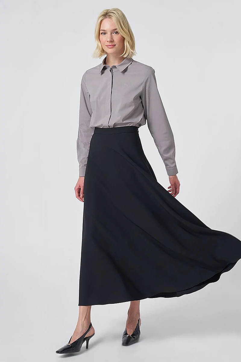 High-Waisted Flared Skirt - Black