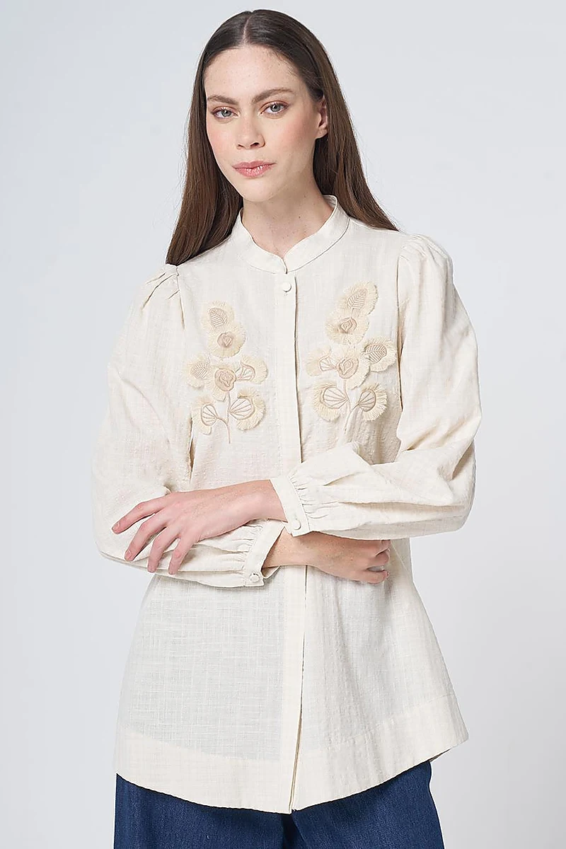Embroidered Appliqué Crinkled Blouse – Cream