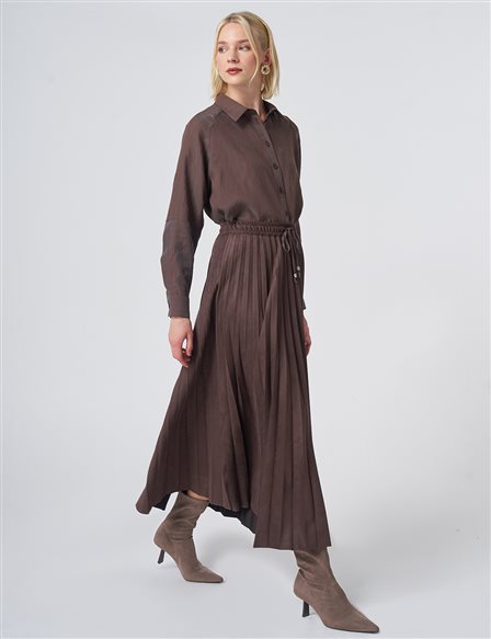 Pleated Suede Skirt – Dark Brown