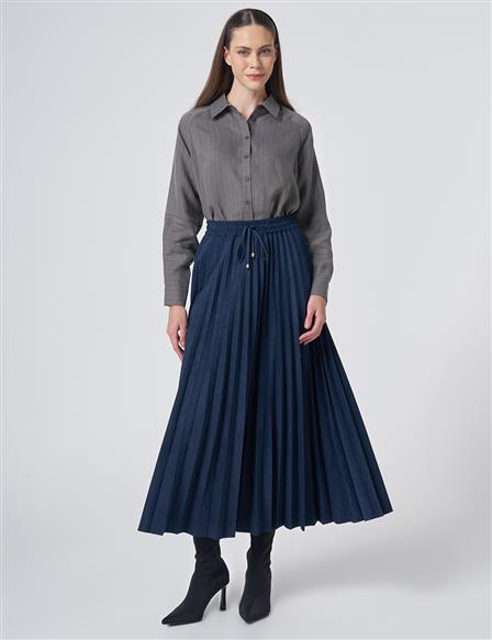 Pleated Suede Skirt – Dark Navy