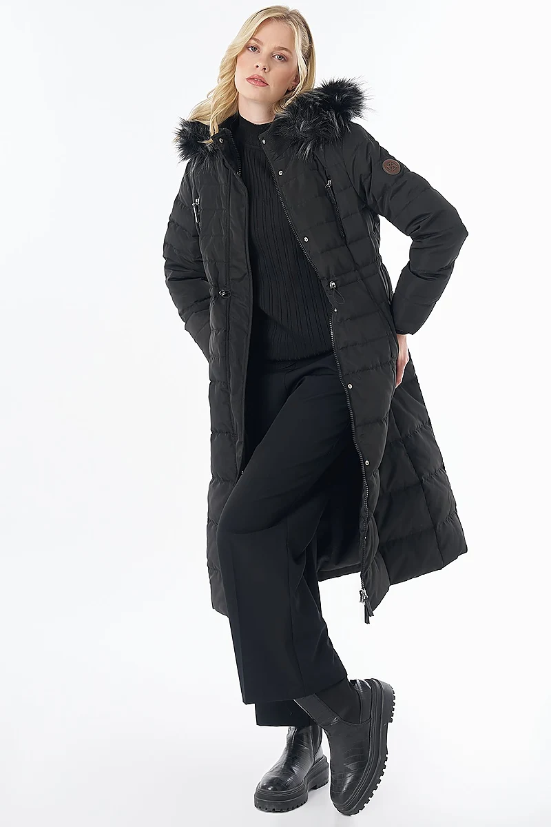 Goose Down-Filled Jacket with Pocket Details Black