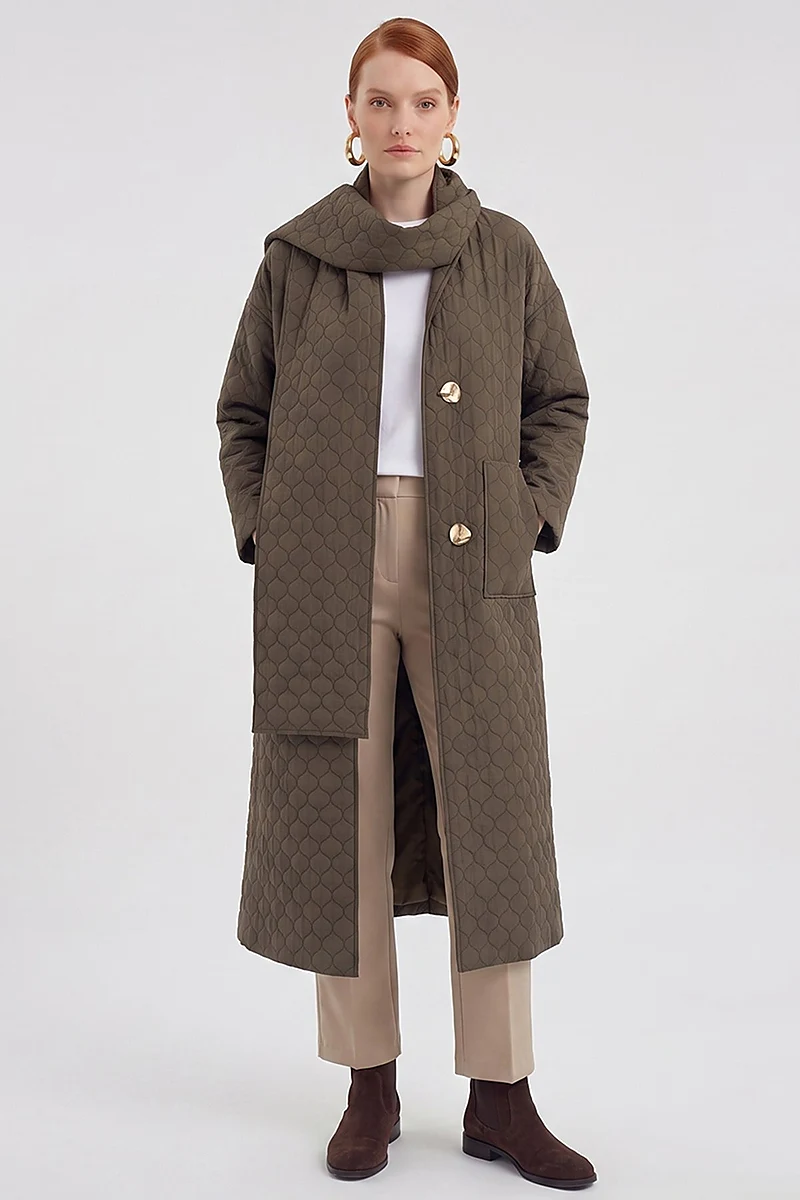 Quilted Pattern Slip-On with Scarf Khaki
