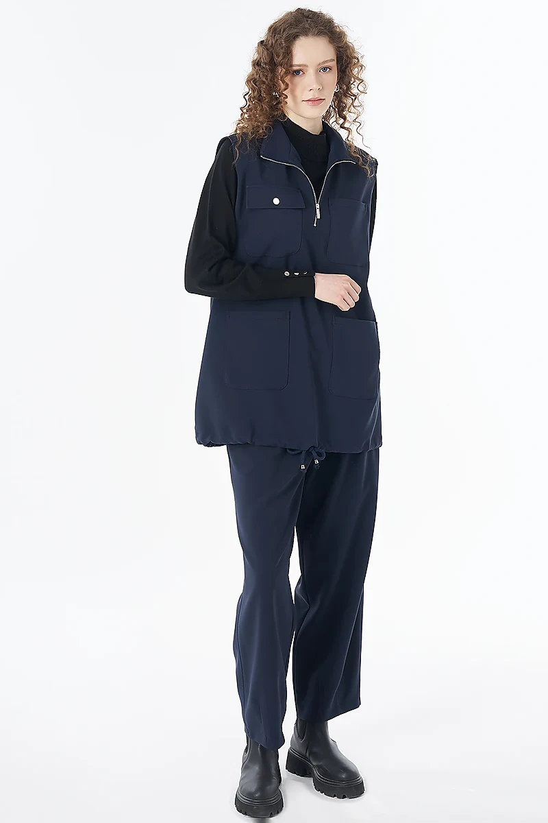 Relaxed-Fit Set with Pocket Detail Navy