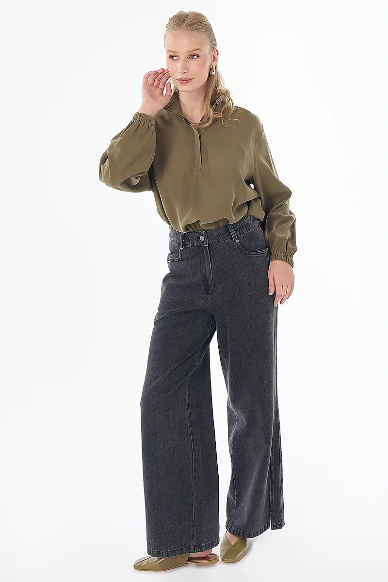 High-Waisted Denim Trousers Black