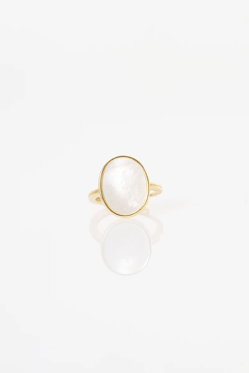 Oval Taşlı Yüzük Gold