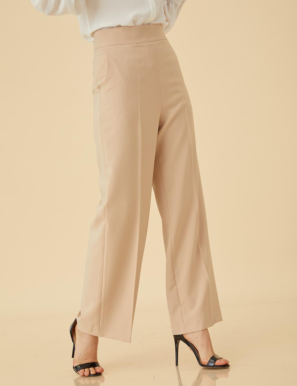 Basic Pocketed Pants Beige