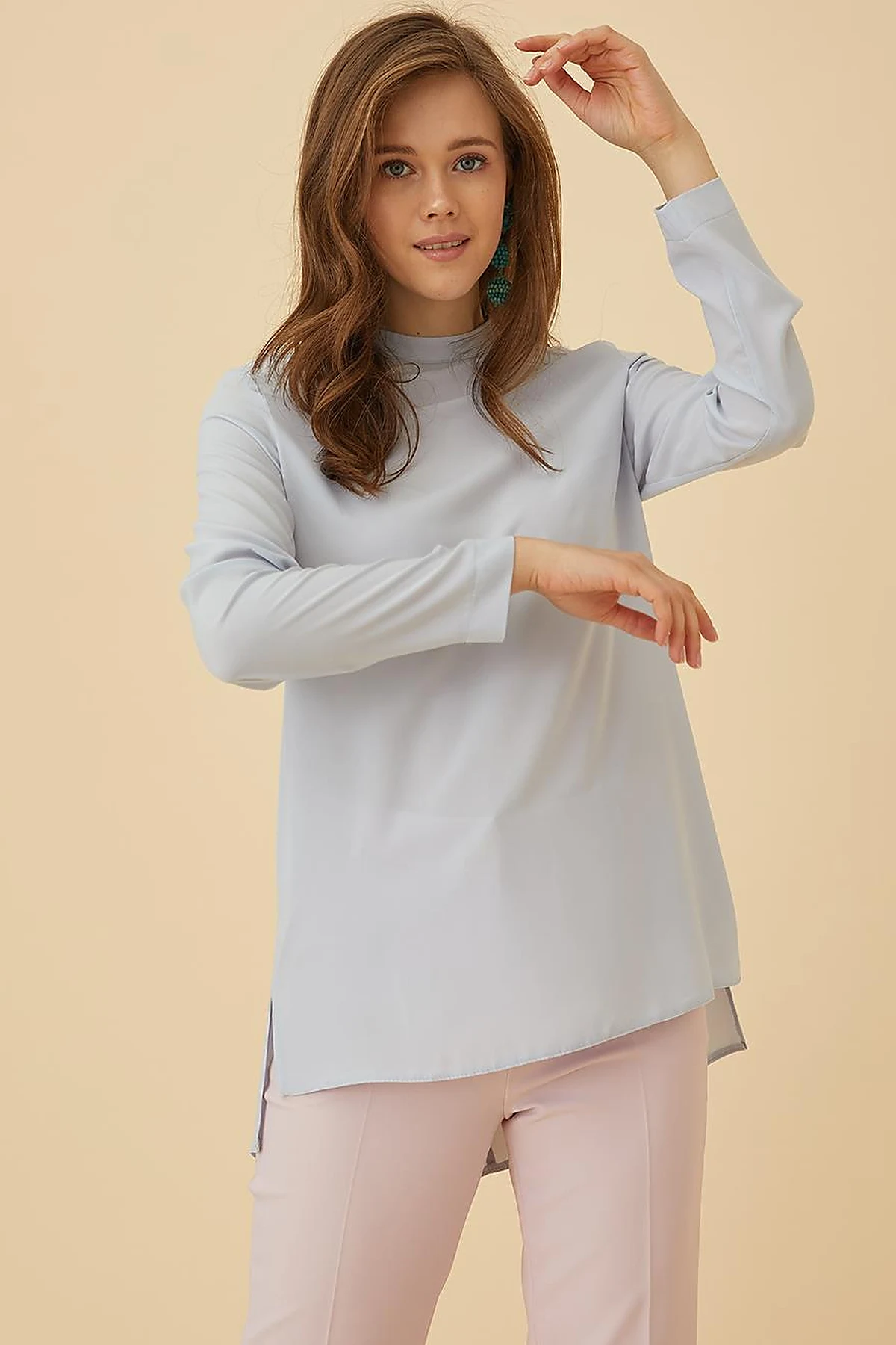 Basic Dik Yaka Bluz Açık Gri SZ-10500