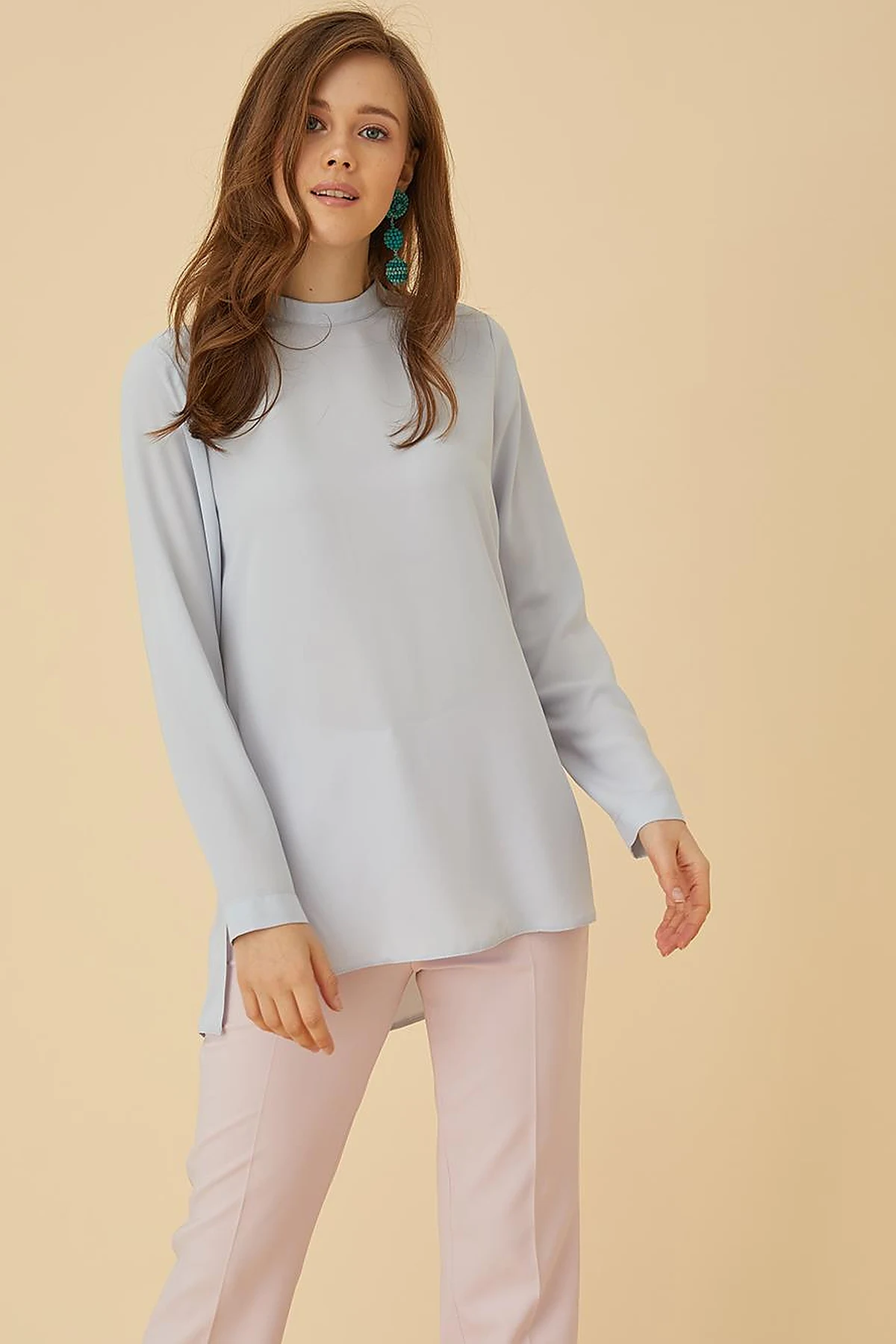 Basic Dik Yaka Bluz Açık Gri SZ-10500