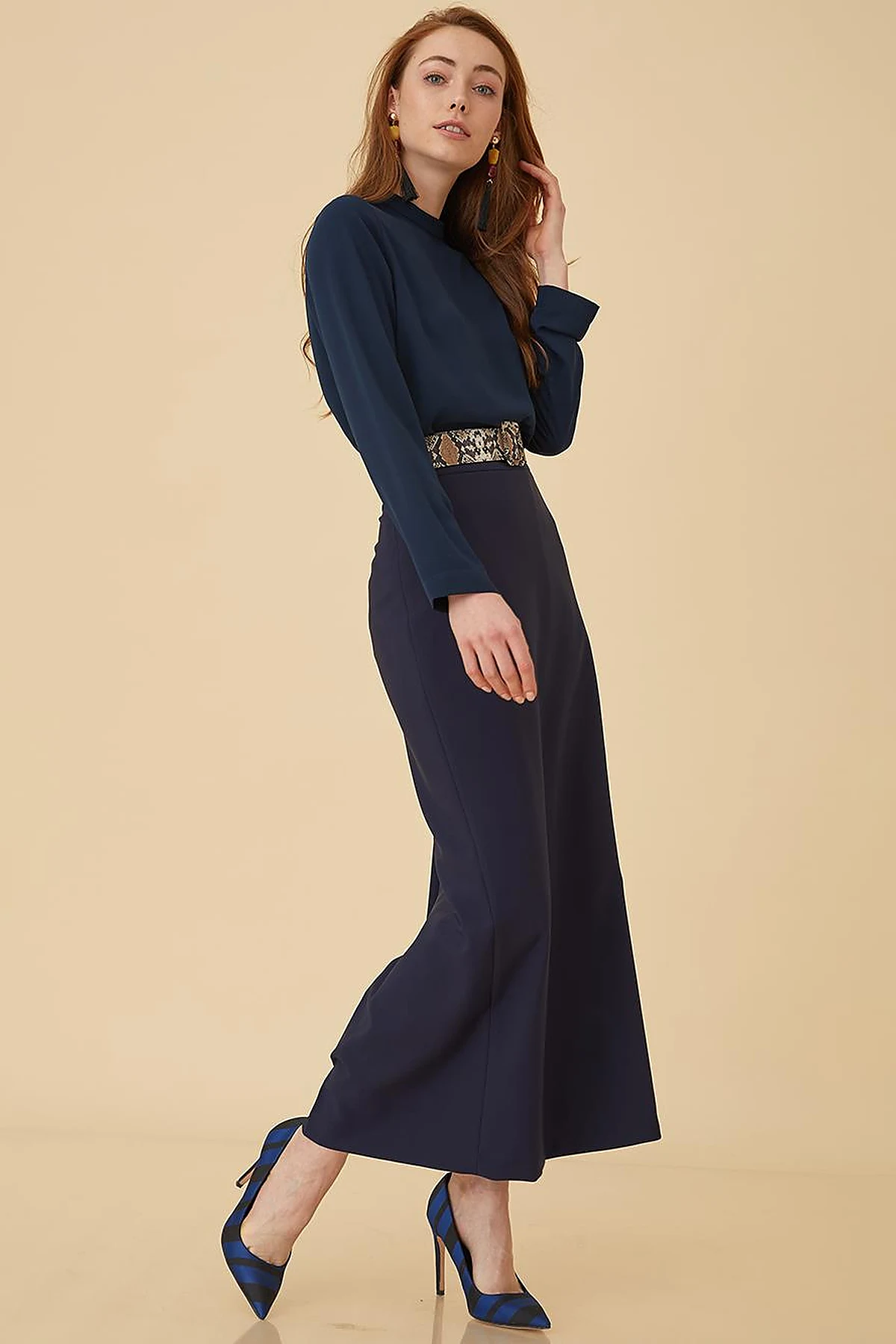 Basic Skirt Navy SZ 12500