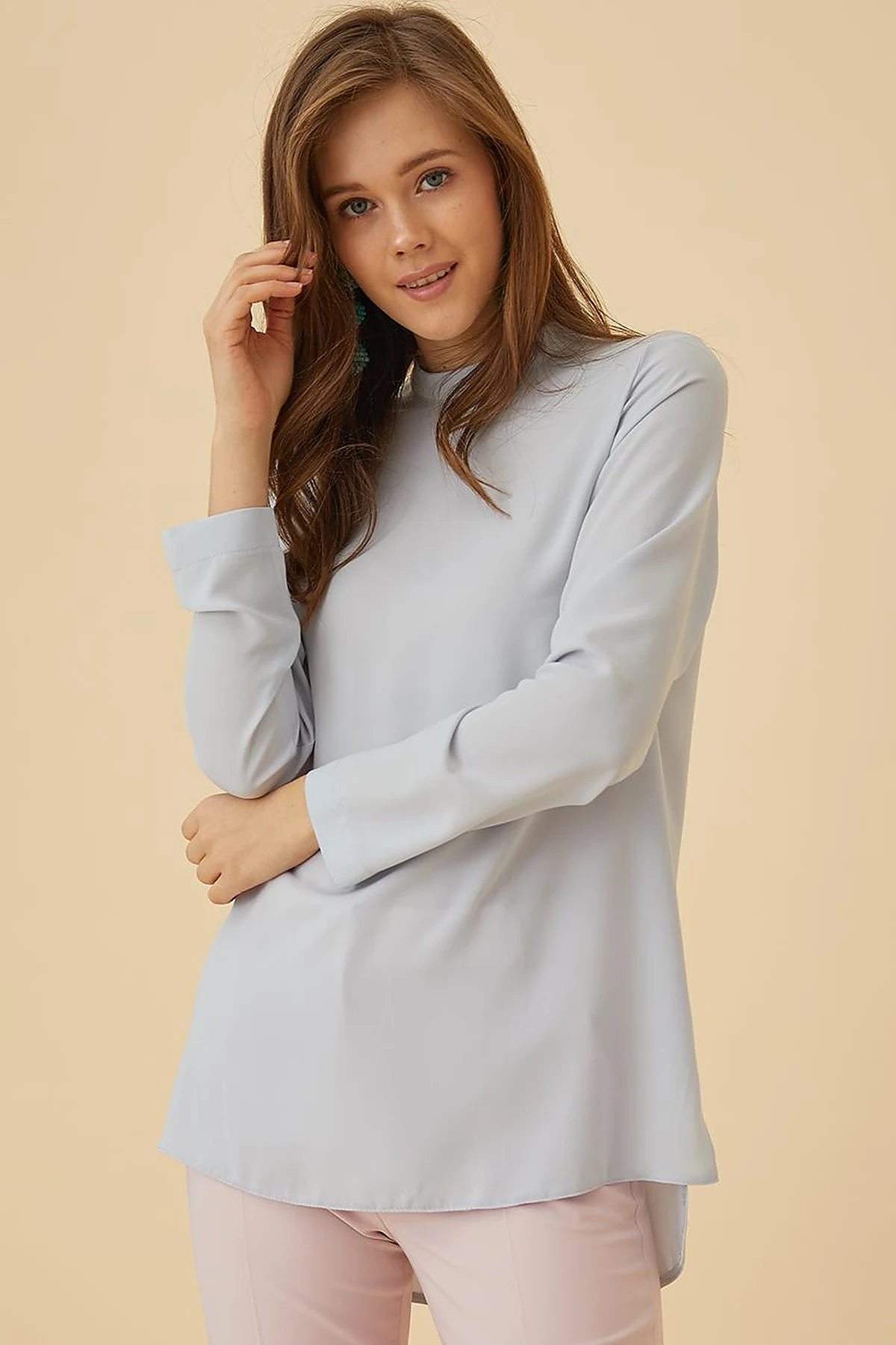 Basic Dik Yaka Bluz Açık Gri SZ-10500