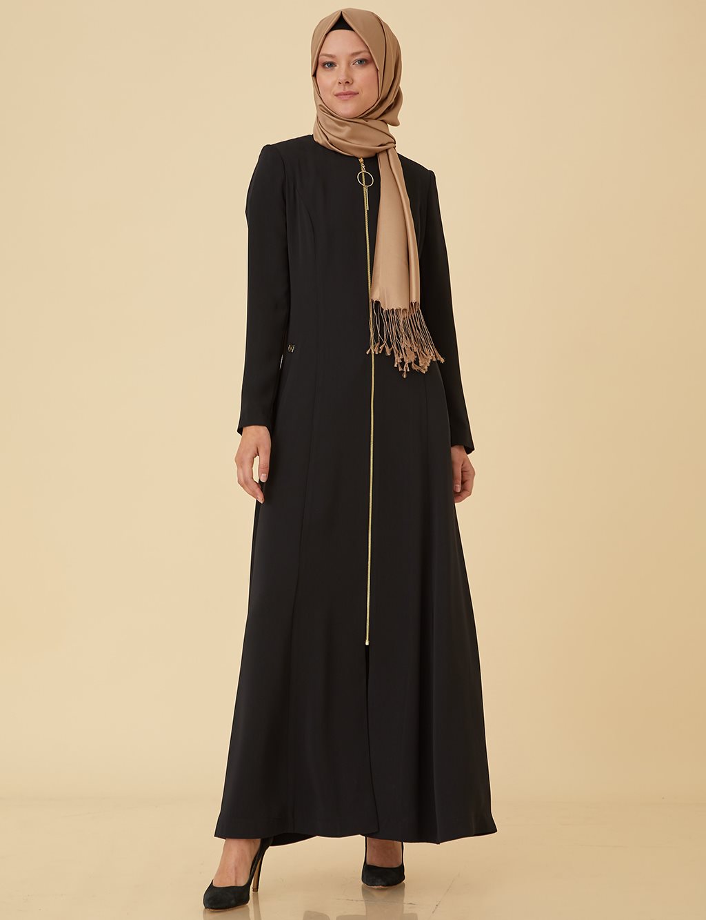 Sırtı Dantelli Ferace B9-15098 Siyah