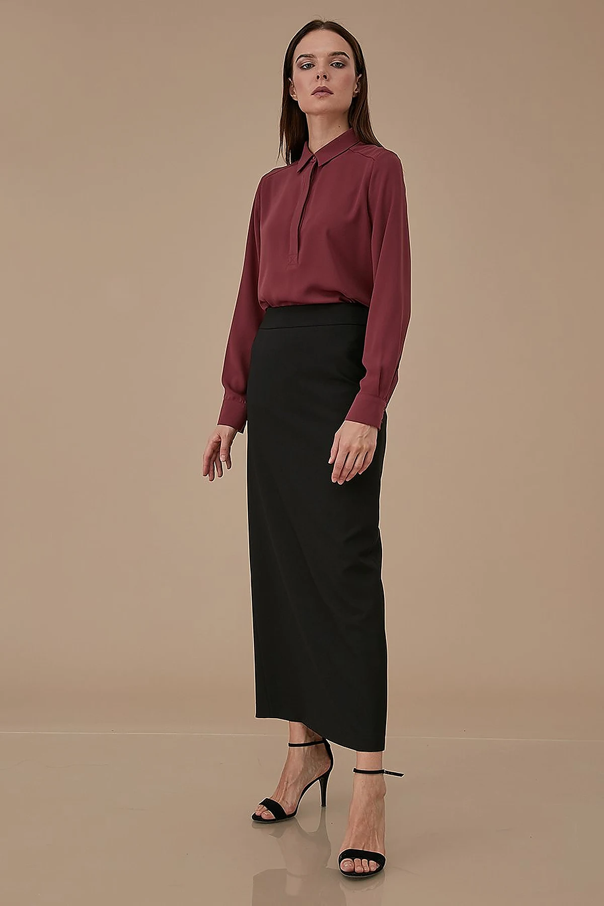 Basic Skirt Black SZ 12500