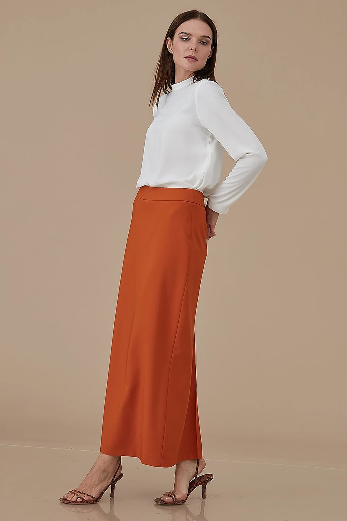 Basic Pencil Skirt Tile SZ 12500